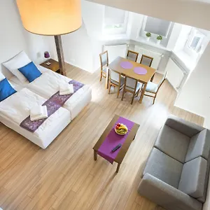 Hotel apartamentowy Emaus