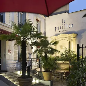 Отель Pavillon Bastille ***